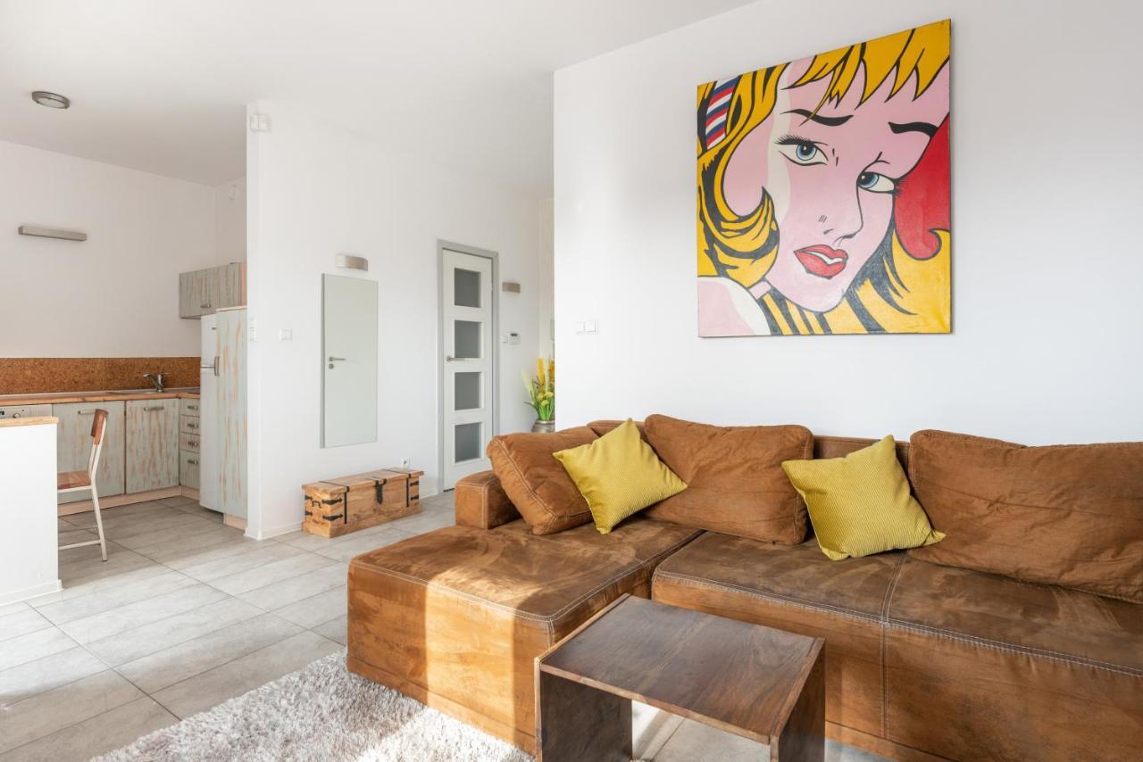 Superapart Wilanowska Apt 20 "Pet-Friendly 1Br Home With Patio Varsó Kültér fotó